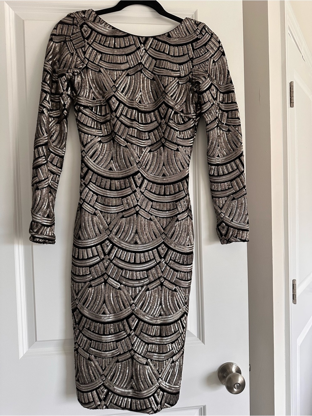Dress the Population Metallic Black & Silver Sequin Long Sleeve Dress XS